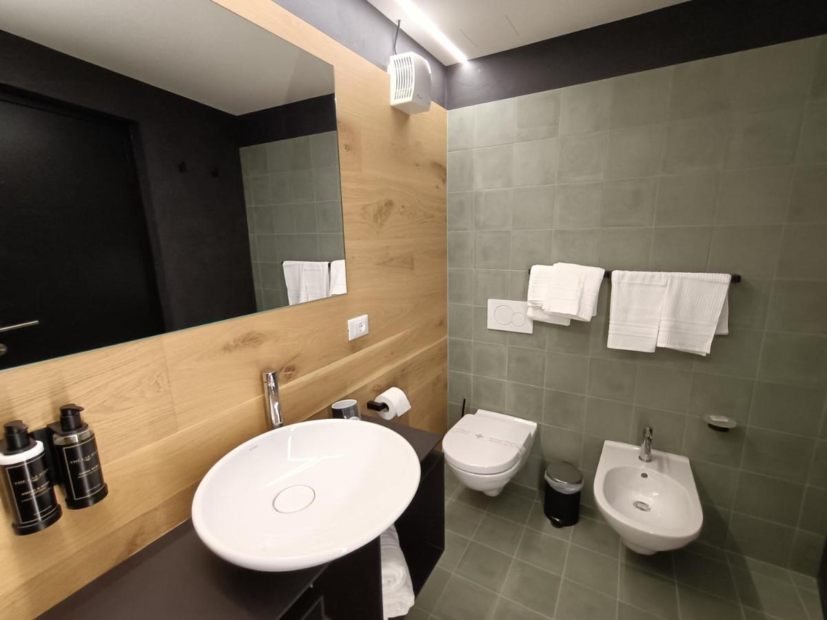 Le Meridiane City Rooms In Trient Exterior foto